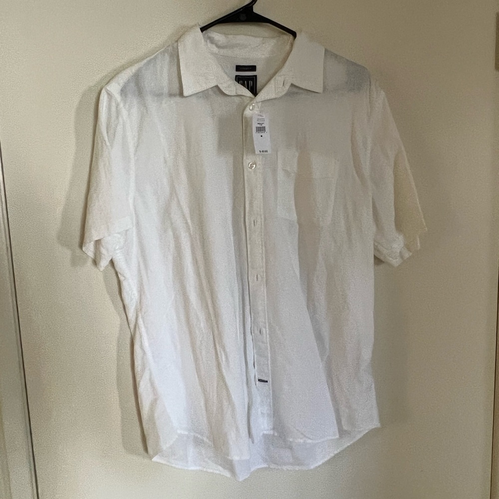 Brand new white GAP button down shirt